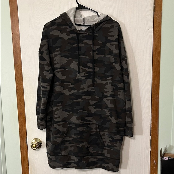NY&C Camouflage Hoodie Dress. NWOT - Picture 1 of 6